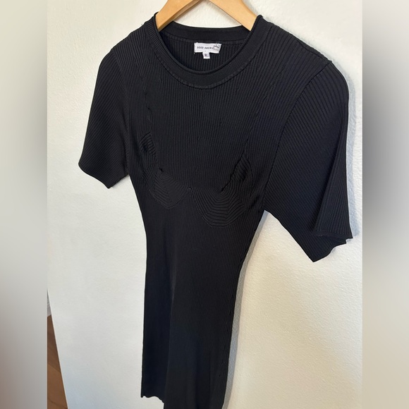 Good American Classic Black Ribbed Midi Dress with intricate ribbing on bust. - Picture 6 of 12